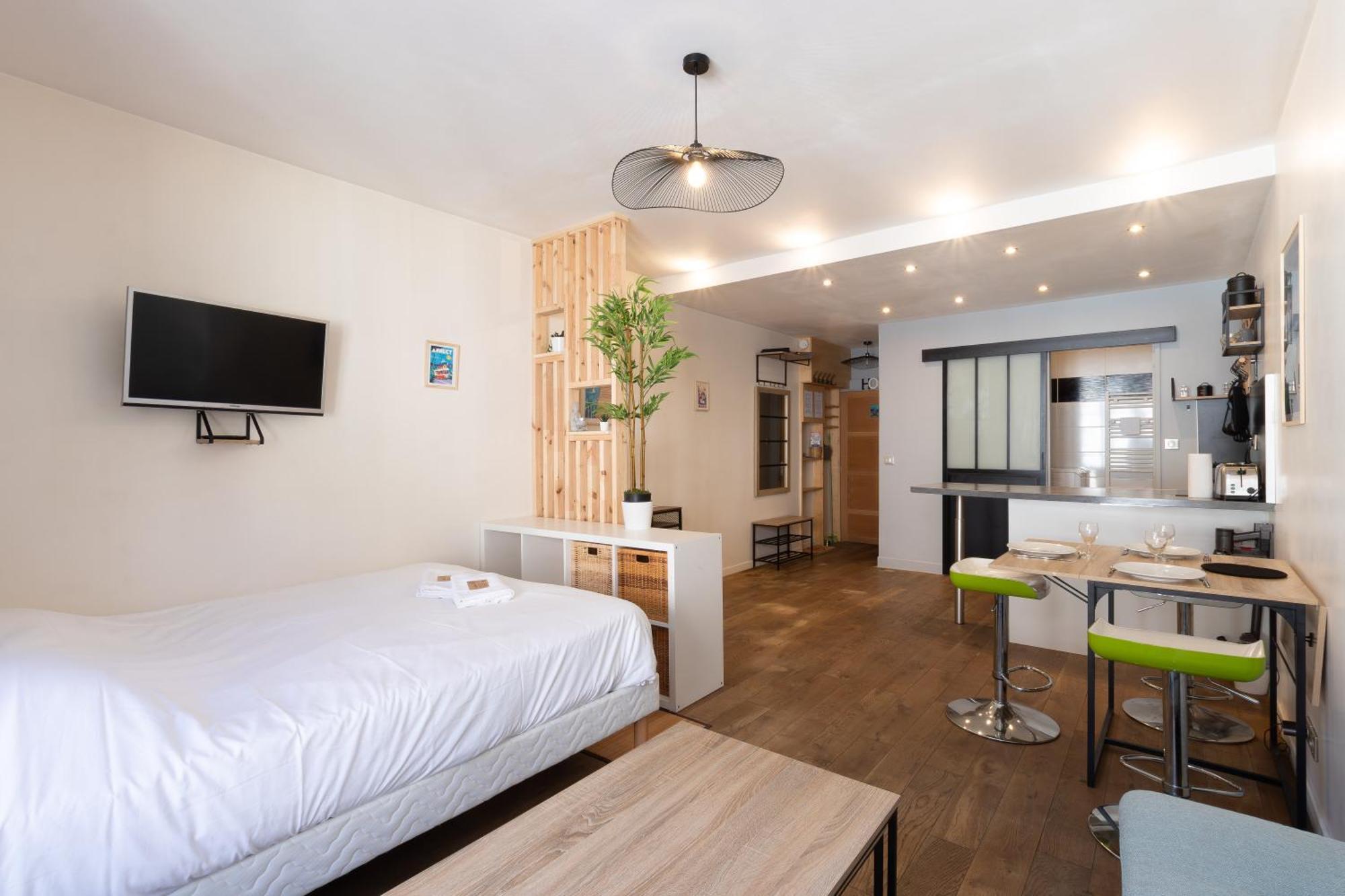 Cabana & Le Cocon Annecy Centre - Proche Gare Et Lac Ngoại thất bức ảnh